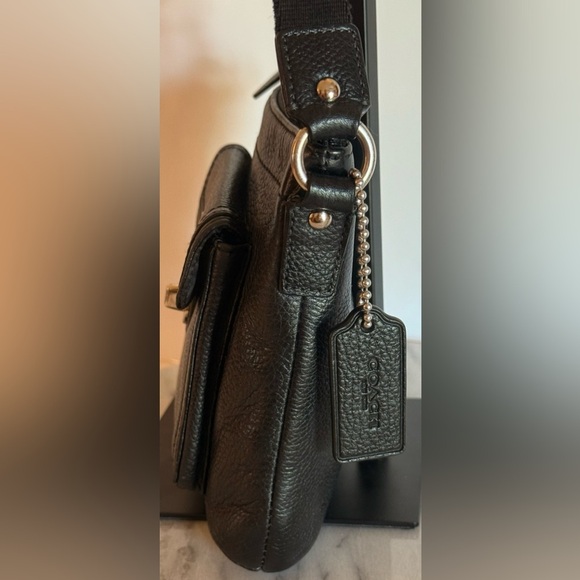 COACH Swing Pack Crossbody Pebbled Leather Bag Turn Lock Dusty Authenticated - Picture 7 of 16